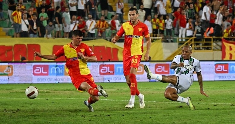 Son Dakika...Göztepe ligin ilk haftasında sahadan mağlup ayrıldı