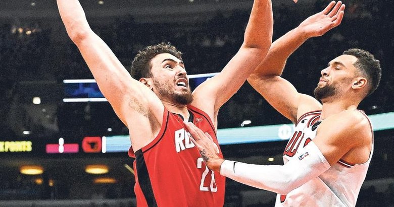 Alperen Şengün yine tarihe geçti