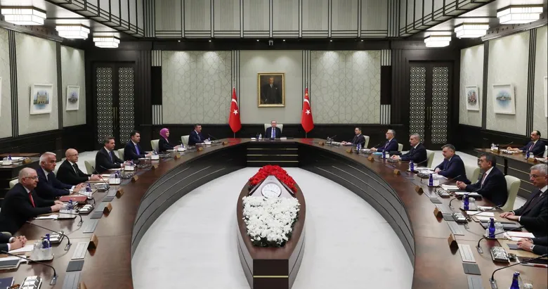 Cumhurbaşkanlığı Kabinesi Başkan Erdoğan liderliğinde toplandı