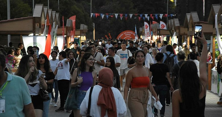İzmir Enternasyonal Fuarı 91. kez açıldı