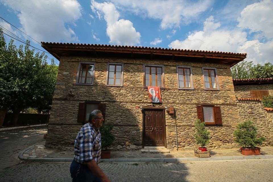 İzmir’in 3 bin yıllık tarihi semti: Birgi mahallesi