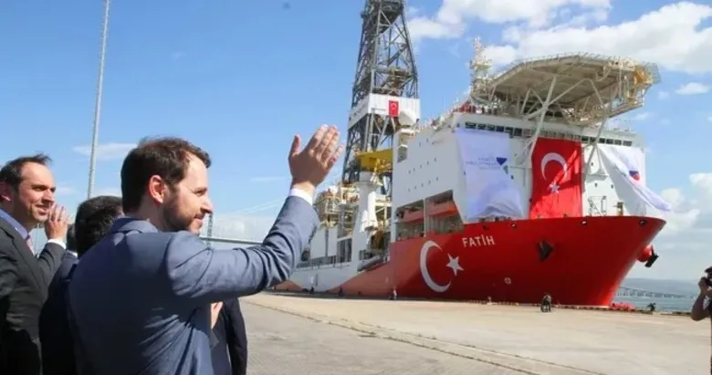 SON DAKİKA: Berat Albayrak’ın vizyonu Türkiye’ye çağ atlattı! Milli enerjide tarihi gün: Osman Gazi Karadeniz’e uğurlandı