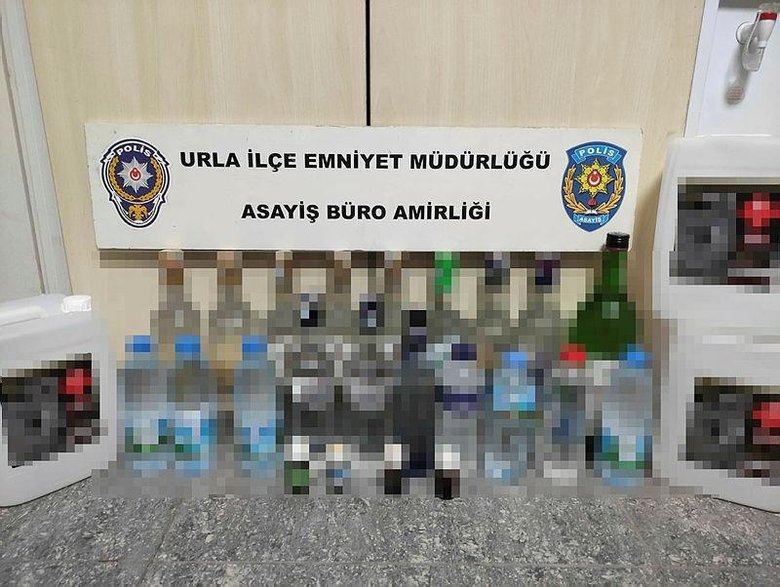 İzmir’de kaçak içki operasyonunda 6 kişi gözaltına alındı
