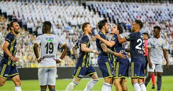 Denizlispor 1 puandan memnun! Taraftar tepkili!