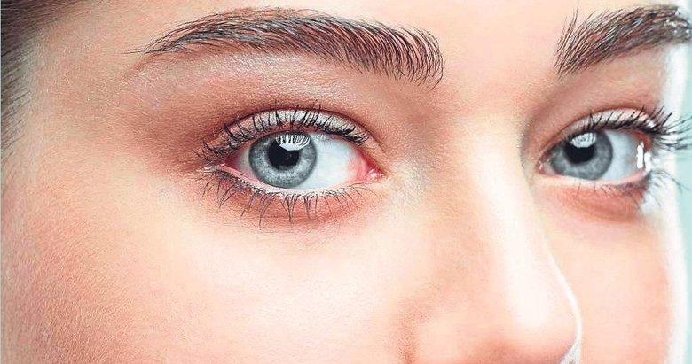 Göz kapağı estetiği ile doğal ve genç bakışlar