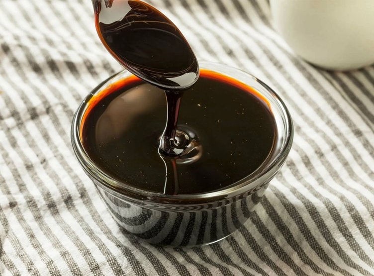 Harnup pekmezi nedir ve ne işe yarar? İşte harnup pekmezinin faydaları