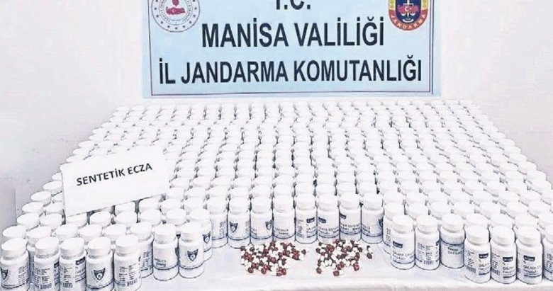 Şüpheli şahıs otoyolda 34 bin 890 hapla yakalandı