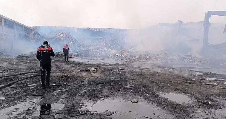 Afyon’daki yangında son durum! 3’üncü günde soğutma çalışması sürüyor