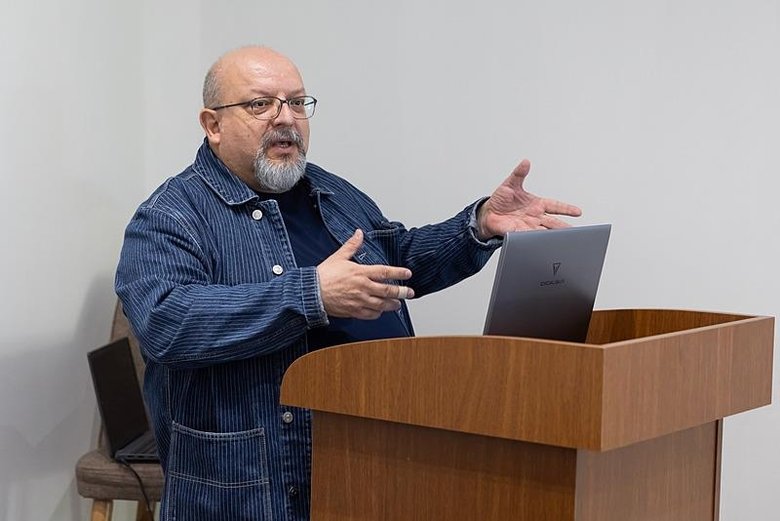 ‘Döner dünyanın en demokratik yemeğidir’