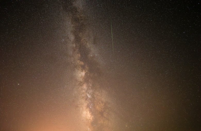 Kartpostallık kareler! İzmir’de Perseid meteor yağmuru fotoğraflandı