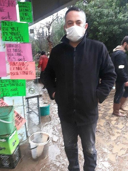 İzmirliler Soyer’e böyle isyan etti: Bisikletle şov yapacağına gelsin, halimizi görsün