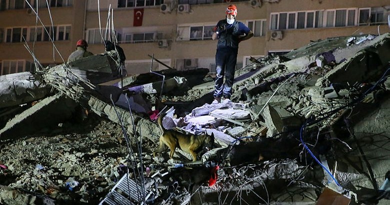Son Dakika Izmir Depreminde 20 Kisi Hayatini Kaybetti