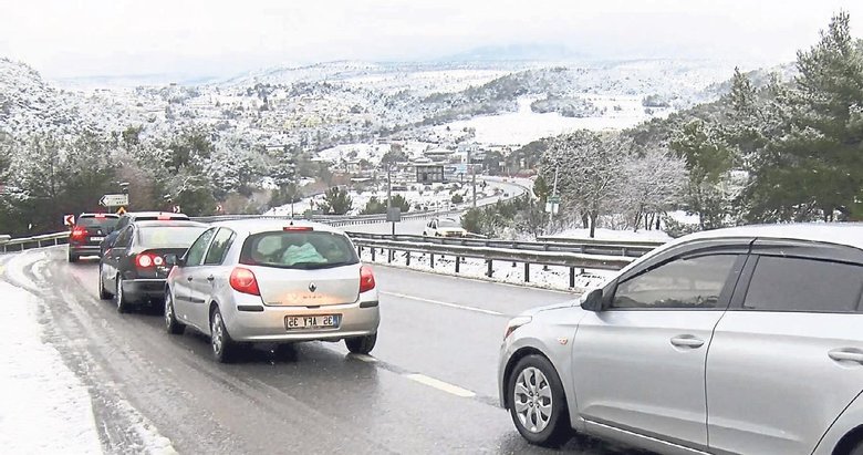 Ege’de kar buz vakti