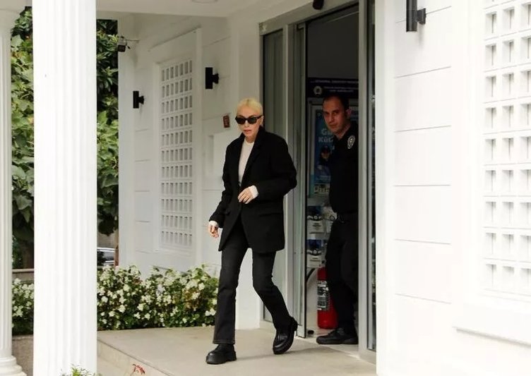 Skandal sözleri tepki çekmişti! Şarkıcı Gülşen Hakim karşısına çıktı