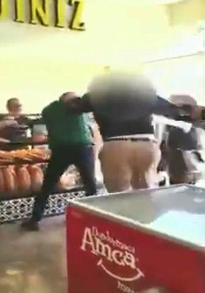 Afyonkarahisar’da olaylı gıda denetimi! Fırıncı tekme tokat daldı