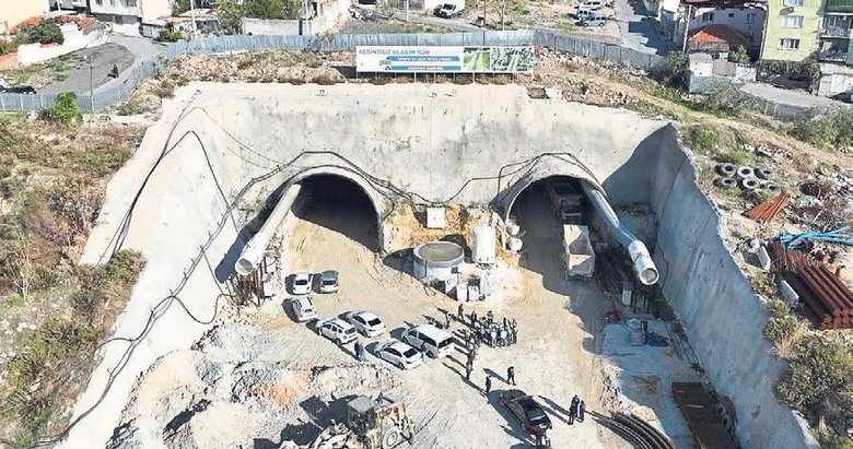 Büyükşehir’in tünel inşaatı evlerin duvarını çatlattı