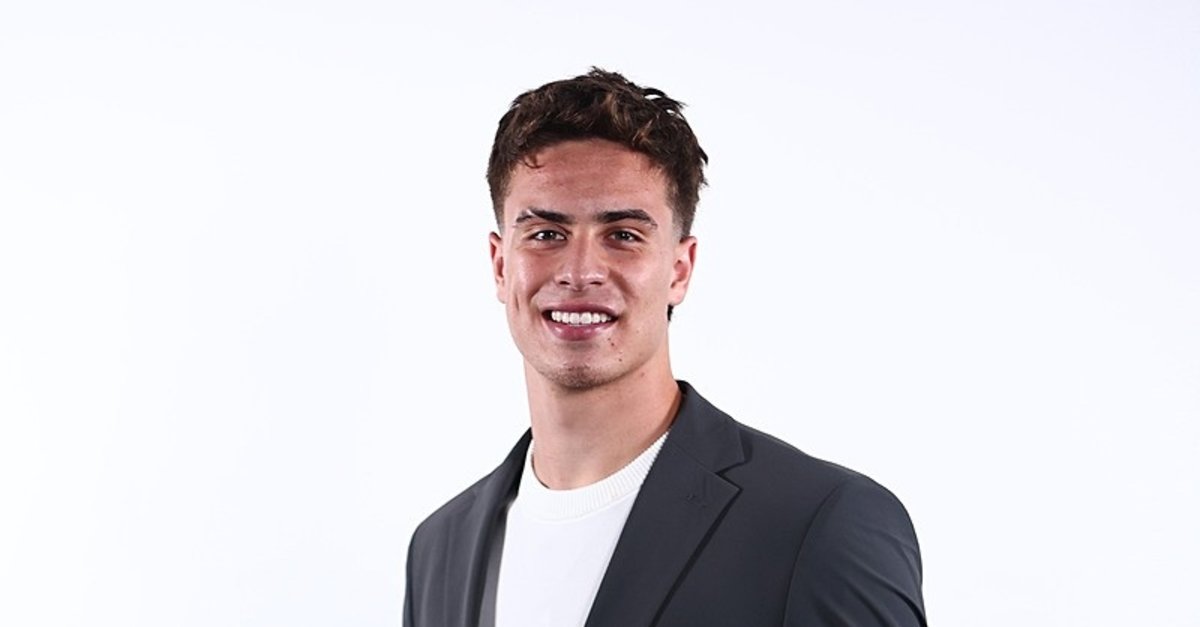 Kenan Yıldız ödülünü aldı