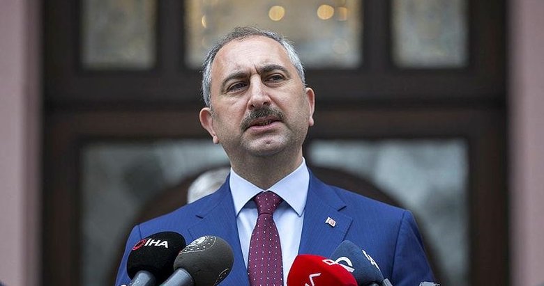 Adalet Bakanı Abdülhamit Gül’den flaş koronavirüs açıklaması