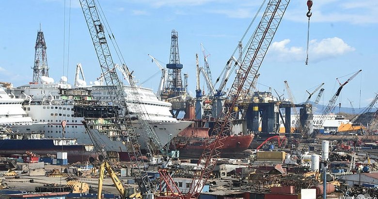 Aliağa’daki gemi geri dönüşüm tesislerinde asbest iddiası