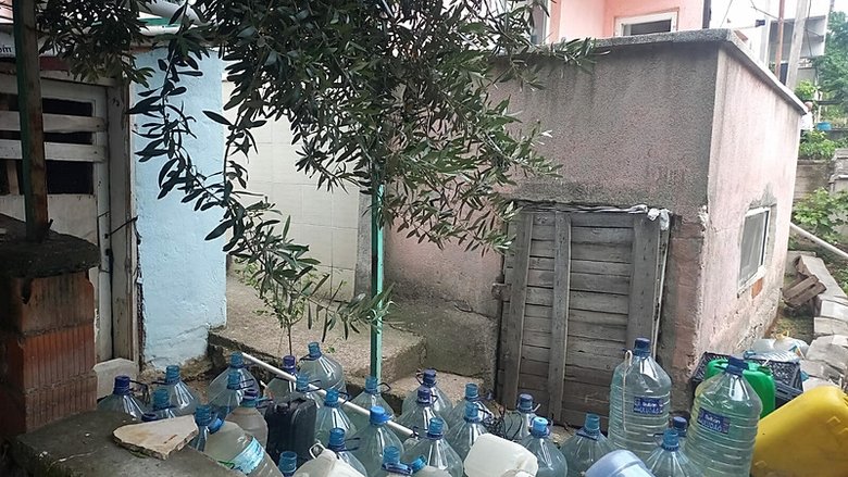 Kiracısını öldürüp kömürlüğe sakladı