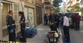 Sırayla intihar etmişler!