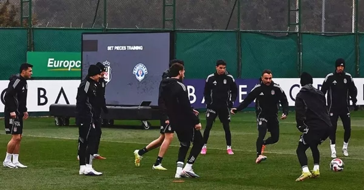 Karşıyaka zorlu virajda