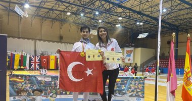 Eskrimde Hülya Balcı fırtınası