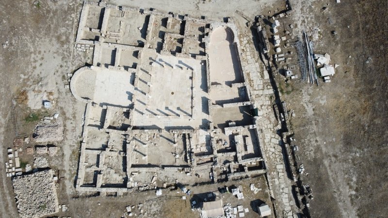 Denizli’deki Laodikya Antik Kenti’nde bulunan kiliseli ev gün yüzüne çıkarıldı