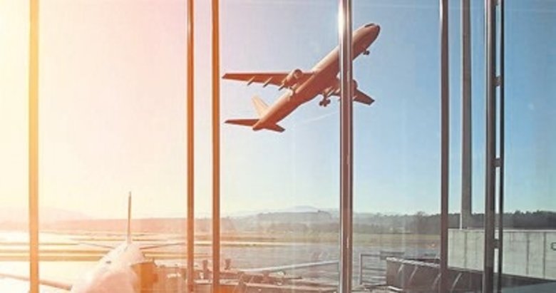 Türk hava sahası 5 yılda 8 milyon uçağı ağırladı