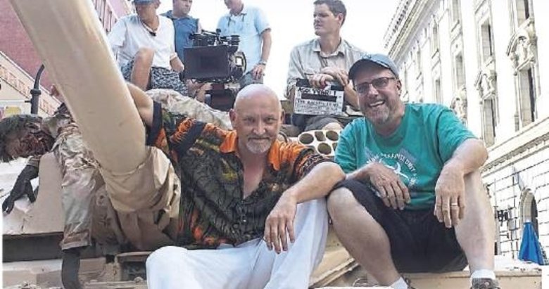 Zirveden inmiyor ama film de çekmiyor