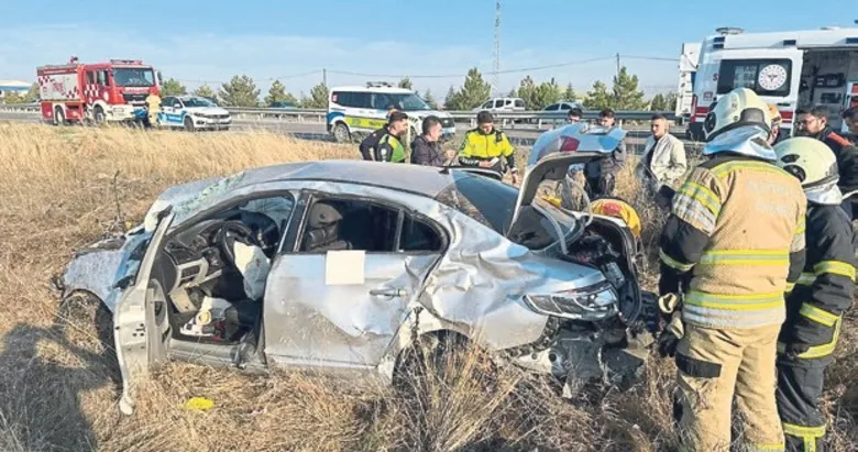 Kütahya’da otomobil takla attı 1’i ağır 3 kişi yarandı