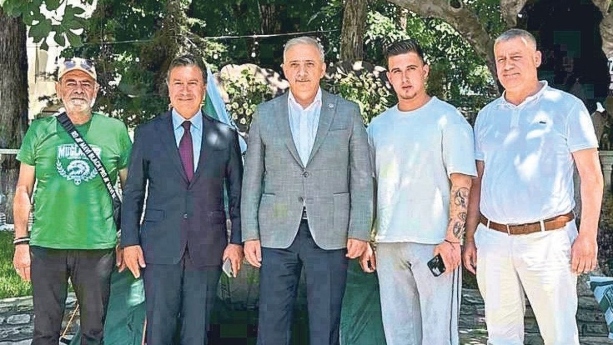 Muğlaspor taraftarı açlık grevini bitirdi