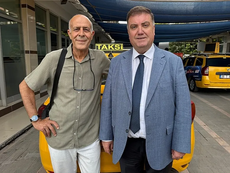 İzmir’de hayat kurtaran müdahale! Taksici son anda farketti