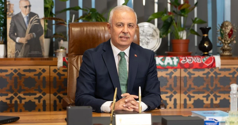 Karşıyaka Belediyesi’ne tepki: Yönetememe krizi yaşanıyor