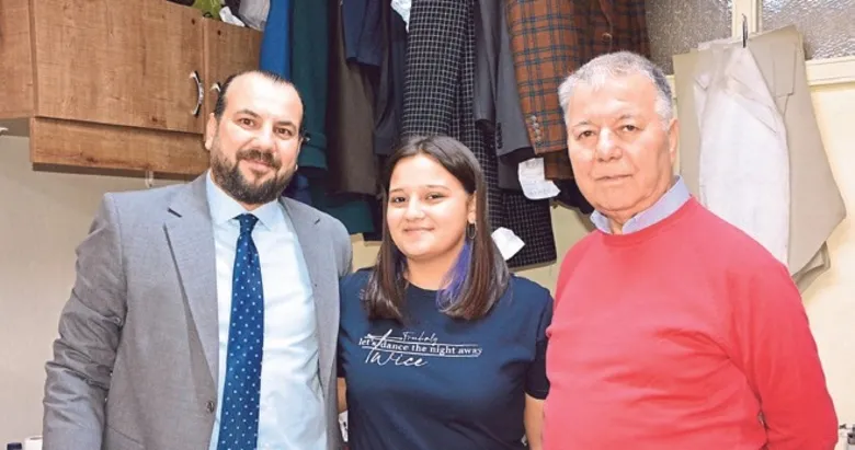 Üç kuşaktır aynı dükkanda terzilik yapıyorlar