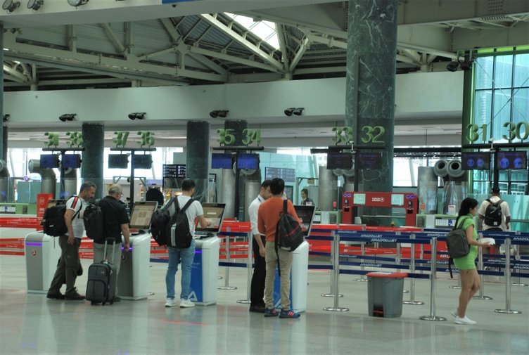 İzmir Adnan Menderes Havalimanı’nda 2022’de 12 milyon yolcu hedefi