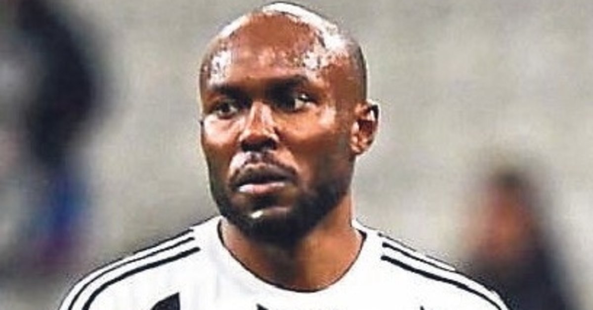 Kara Kartal’da ayrılık rüzgarı