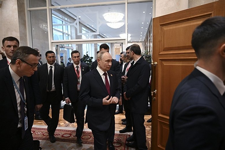kremlinden-putin-erdogan-gorusmesi-hakkinda-aciklama-hassas-konular-gundemdeydi-1765723919615.jpeg