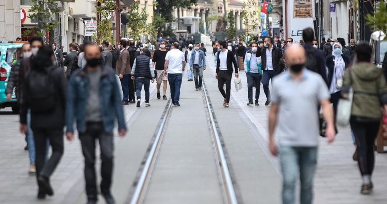 Koronavirüs Bilim Kurulu üyesi uyardı: Tedbirlerde vitesi büyütmeye ihtiyacımız var