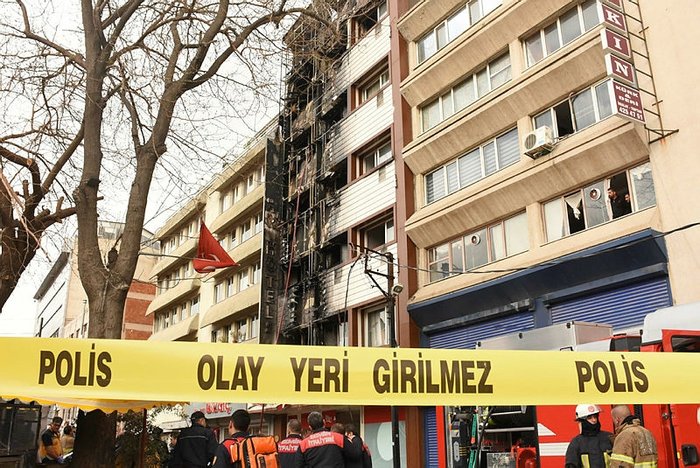 Oteli Ihmaller Zinciri Yakmis Izmir Haberleri