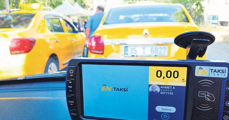 İzmir’de tüm taksiler dijital çağa adım attı
