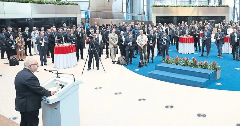 Ay Yıldız Müşterek Karargahı kapılarını ilk kez açtı