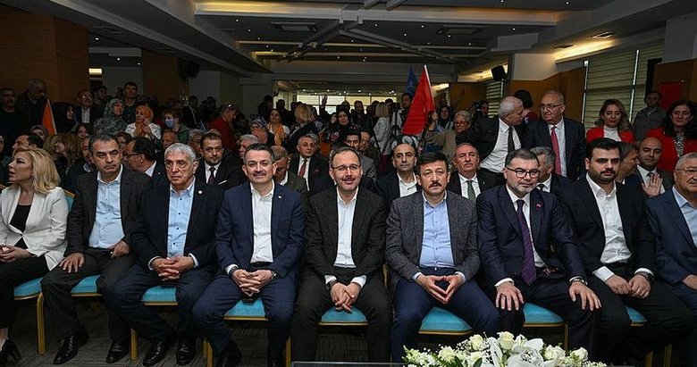 AK Parti İzmir’de bayramlaşma! Ne mesajlar verildi?