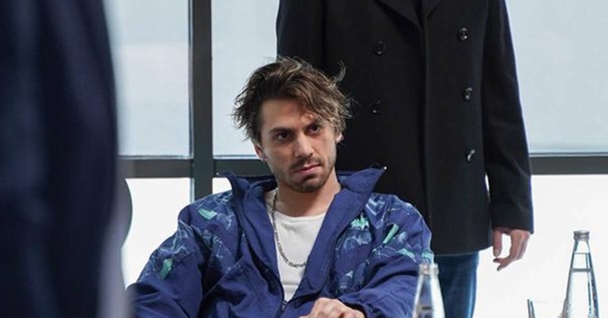 Sadakatsiz In Selcuk U Emir Tarik Tekin In Babasi Bakin Kim Sadakatsiz In Selcuk U Emir Tarik Tekin In Babasi Bakin Kim