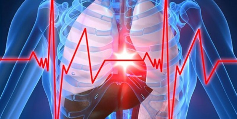 Göğüs ağrısı yaşayanlar dikkat! Kalp krizi belirtileri nelerdir?