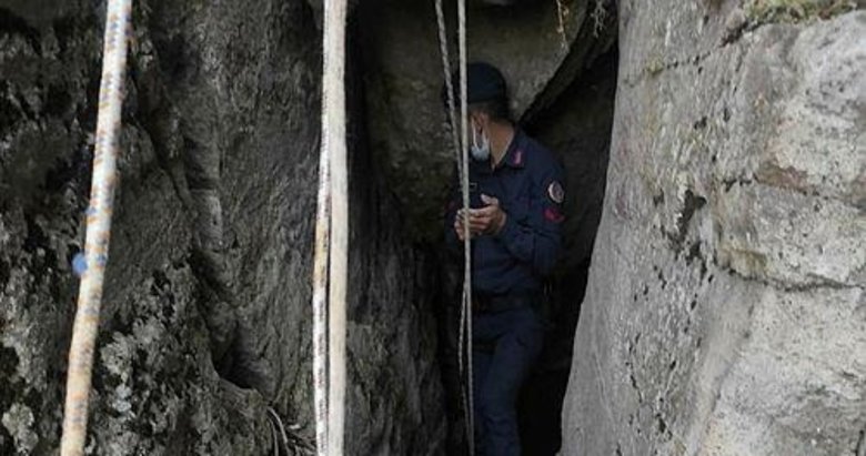 Kaçak kazı yapanlar jandarmaya takıldı