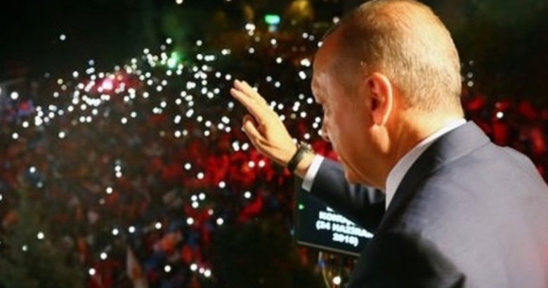 Cumhurbaşkanı Erdoğan’ın balkon konuşması