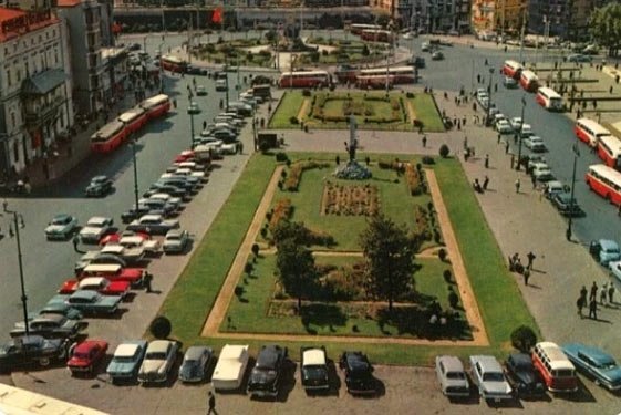 İstanbul’u hiç böyle görmediniz! Eski İstanbul fotoğraflarını görenler hayrete düştü...