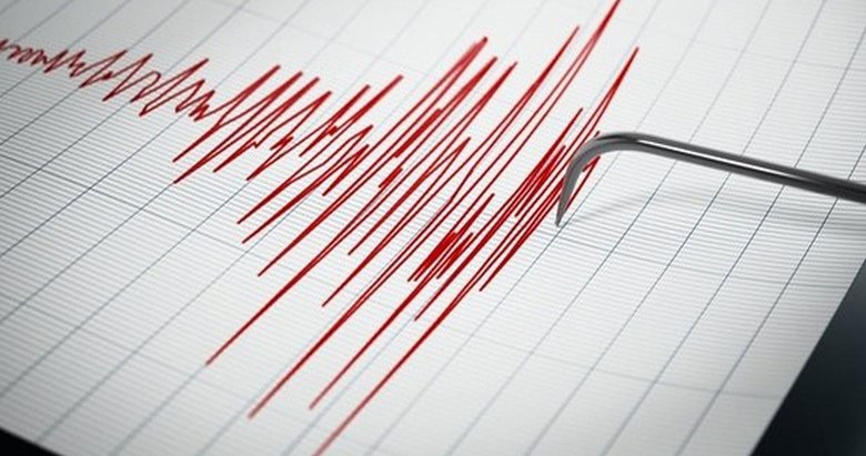 İzmir açıklarında 3.7 büyüklüğünde deprem