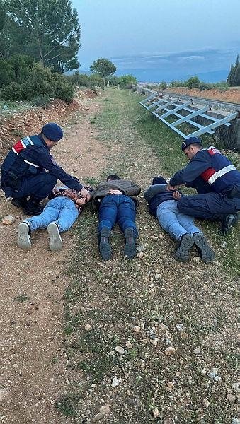 İzmir’de hırsızlık operasyonu: 9 gözaltı